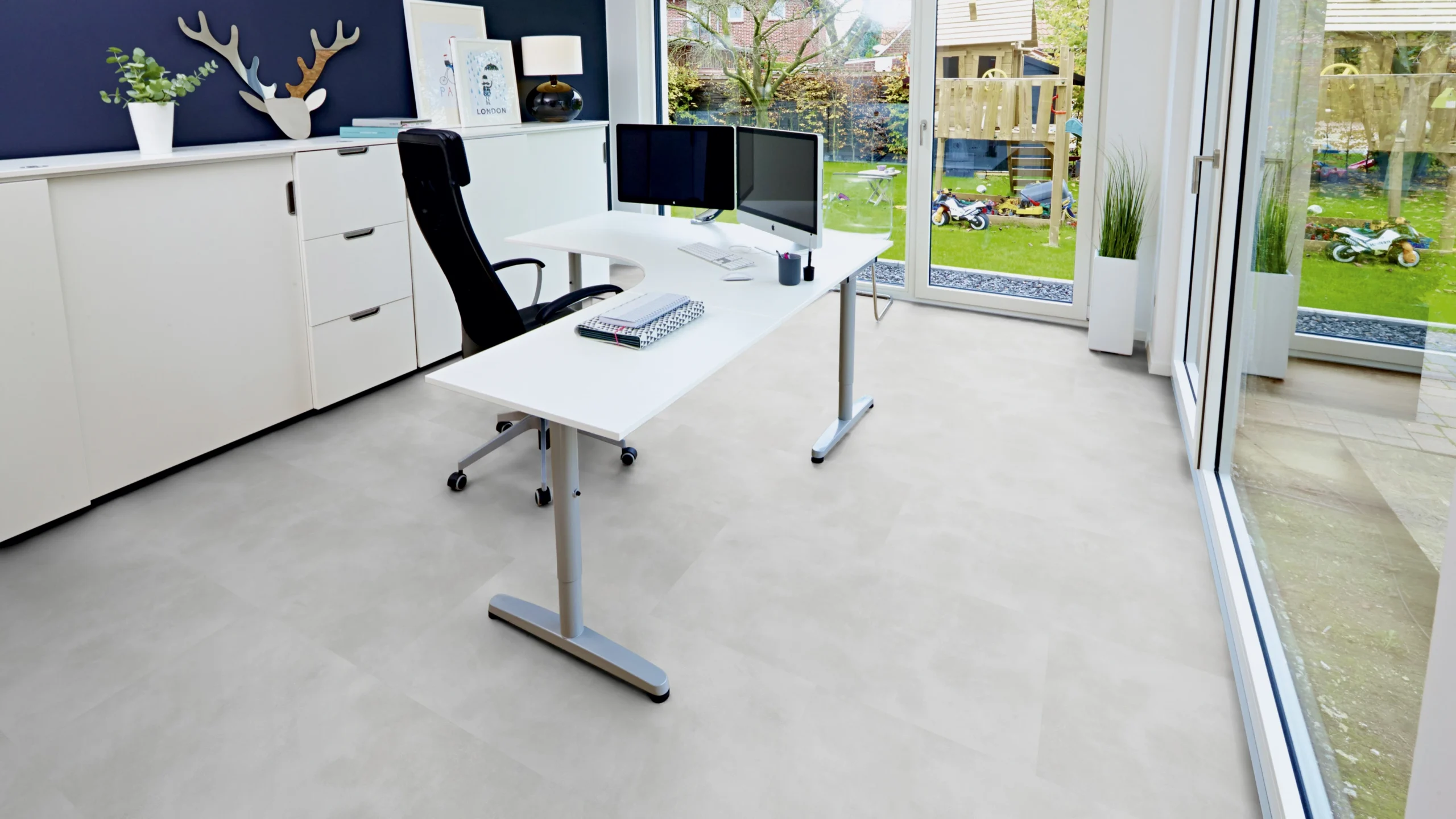 Stone Venedig natural stone, 1219.2 x 609.6 x 2.5 mm