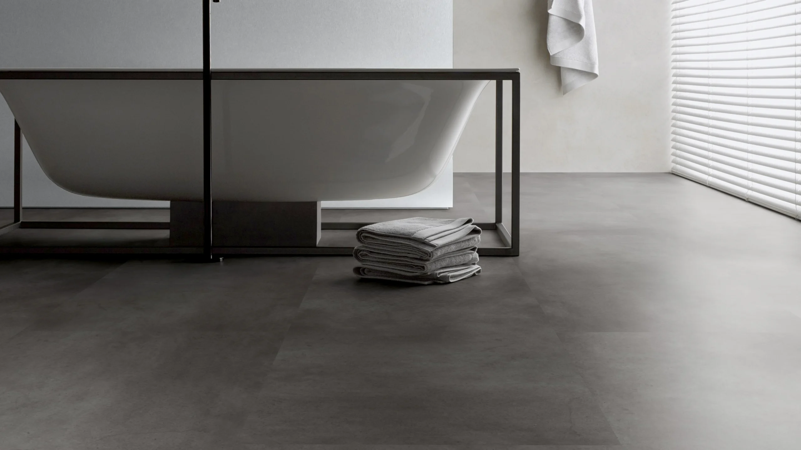 Stone Iraklio natural stone, 1219.2 x 609.6 x 2.5 mm