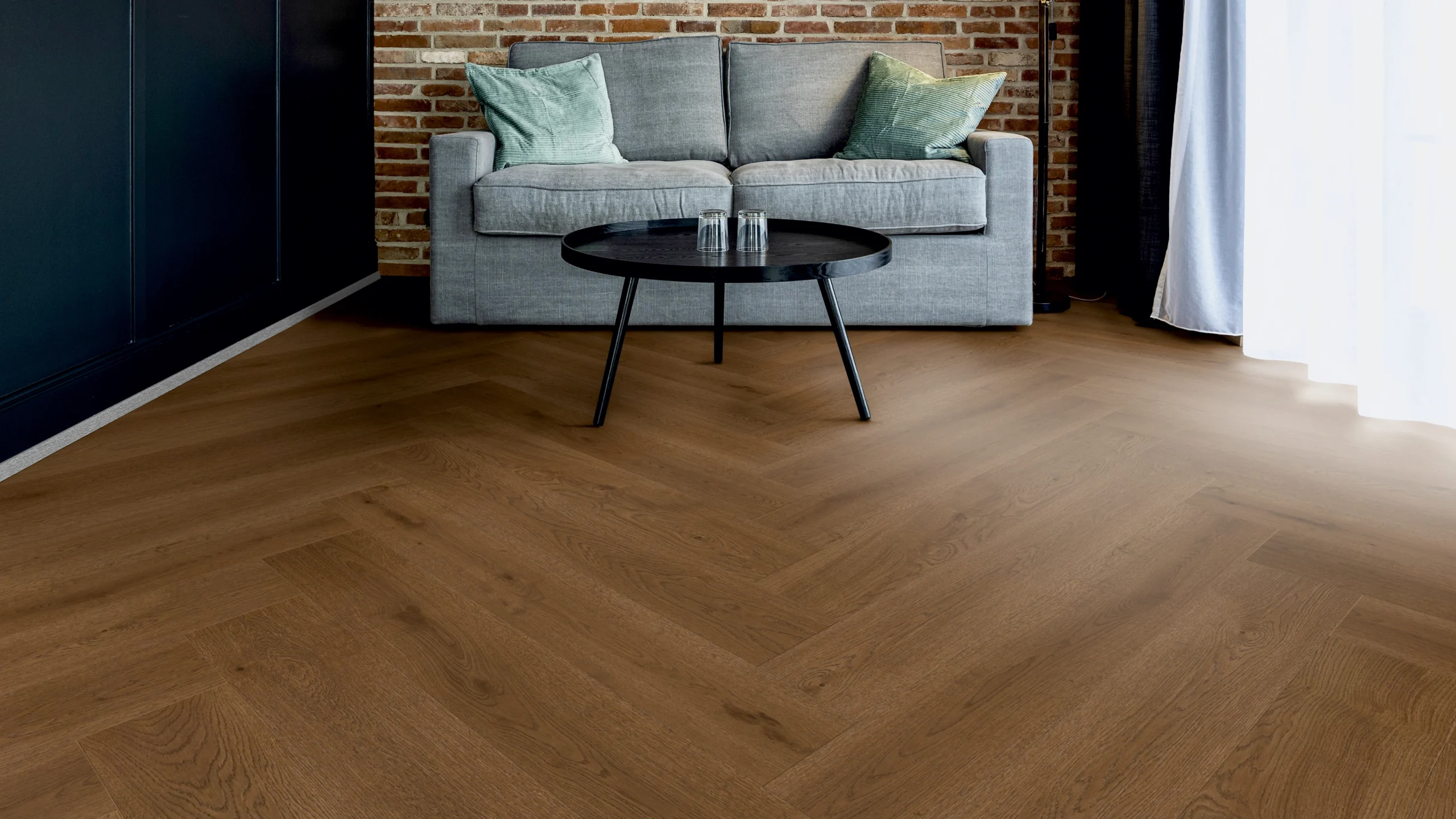 Oak Baltrum herringbone